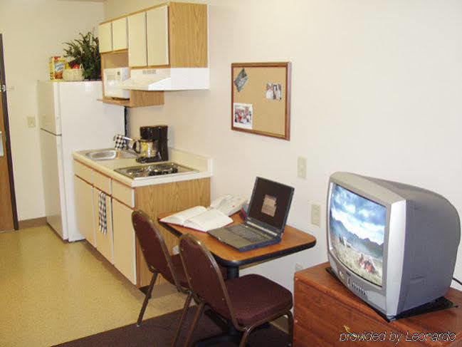 Extended Stay America Select Suites - Pensacola - Northeast Ferry Pass Room photo
