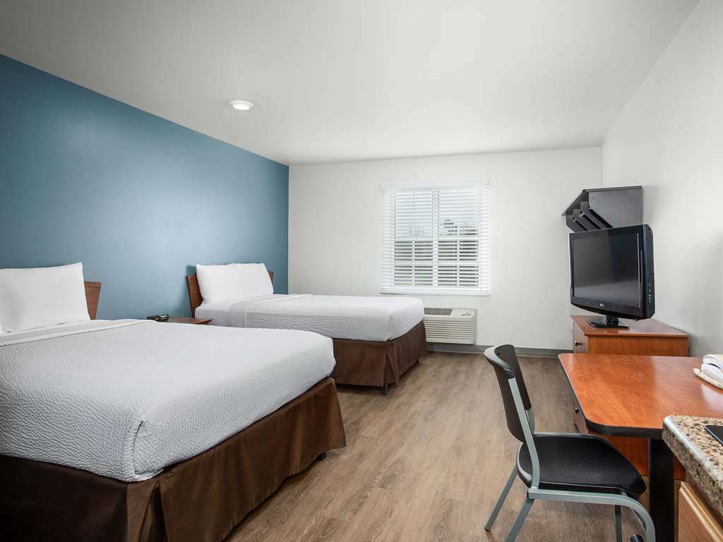 Extended Stay America Select Suites - Pensacola - Northeast Ferry Pass Room photo